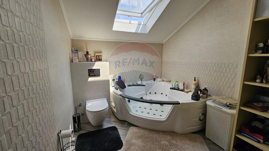 Casă / Vilă cu 7 camere si teren 1000 mp în zona Centrala-Suceava - 42