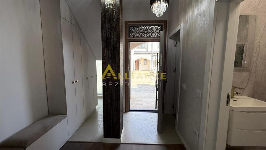 Duplex - 5 camere - 3 bai - 304 mp teren la intrare in comuna Berceni - 9