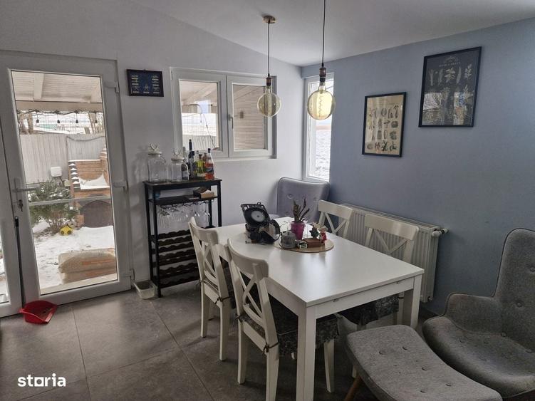 Casa cu mansarda ?i curte, 4 camere, 90.000 EUR - 11