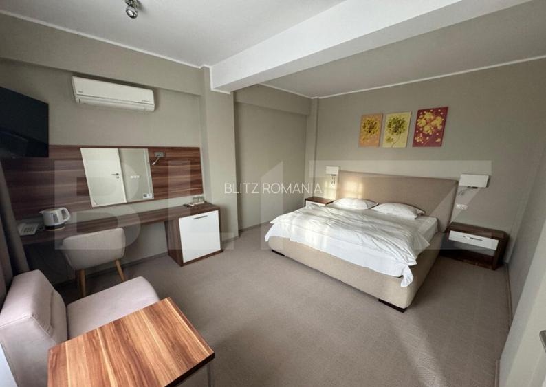 Hotel/Pensiune, 6 camere, 1700 mp, zona Hanul Doctorului