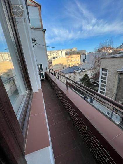 APARTAMENT 4 CAMERE -128 MP, BOXE  13 MP SI MANSARDA 9 MP -CALEA VICTORIEI - 20