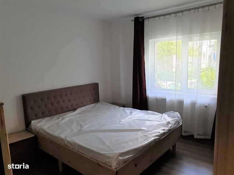 Apartament cu 3 camere, str. Muncitorilor - 4