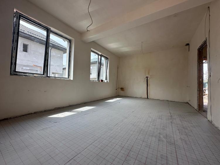 Casă individuală cu mansardă luminoasă, în complex rezidențial privat - 3