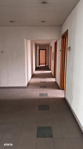 Spațiu comercial, de 1,397 mp, în Central
