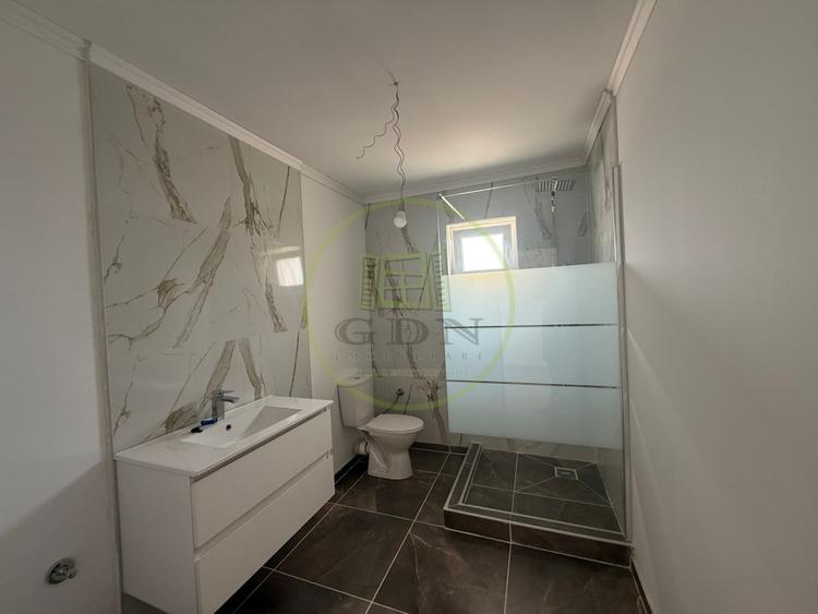 Casă individuală cu 5 camere cu Teren 613 Mp în Preajba