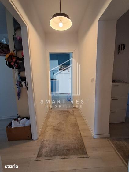Apartament cu 5 camere semidecomandat în Central