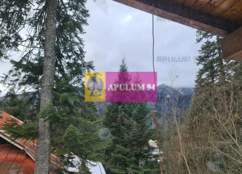 Casă individuală cu 9 camere cu Canalizare în Cumpătu