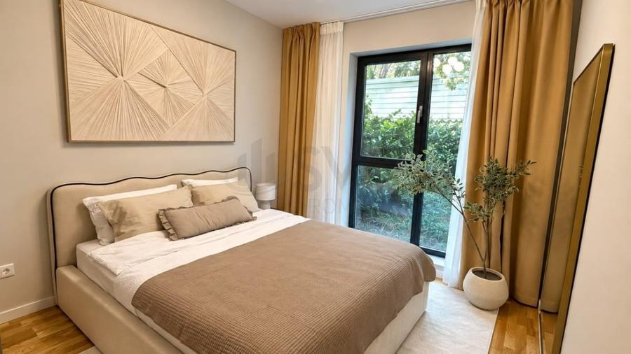 Apartament cu 2 camere decomandat în Băneasa