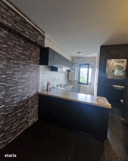 Apartament cu 3 camere în Păcii