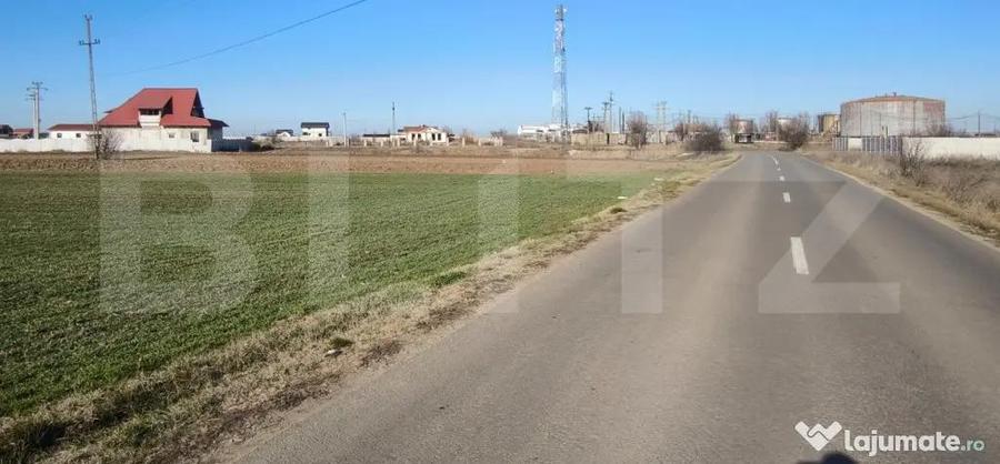 Teren de 6650 mp, în Ghercești