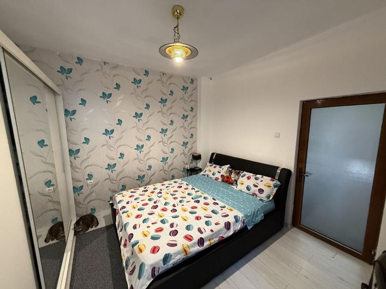 Casă individuală cu 3 camere cu Canalizare în Capitol