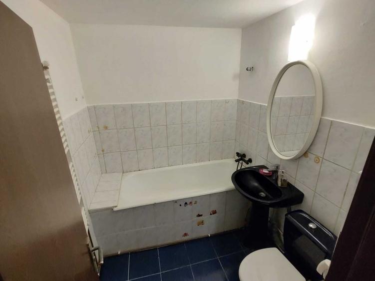 Apartament cu 3 camere decomandat în Vasile Alecsandri
