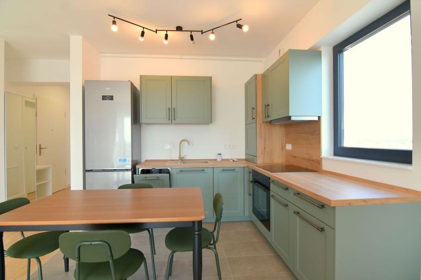 Apartament cu 2 camere, mobilat în Complex Studențesc