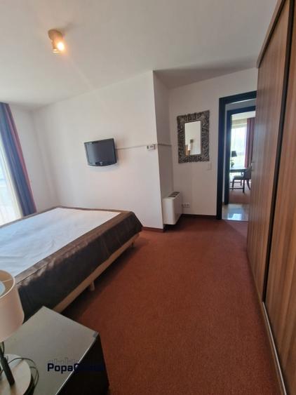 Apartament cu 4 camere decomandat, mobilat în Otopeni