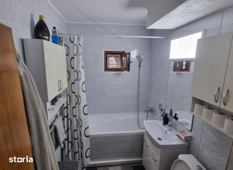 Apartament cu 4 camere în Nicolina