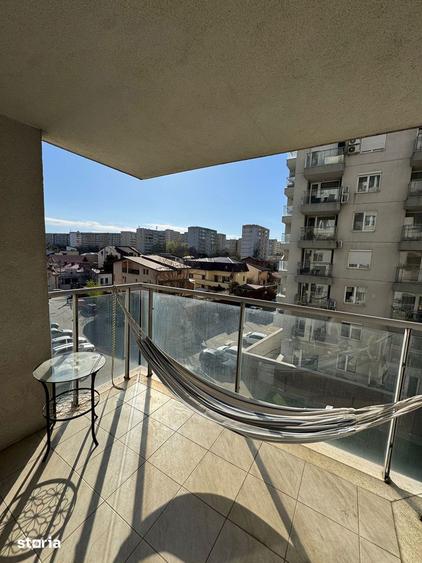 Apartament cu 2 camere, mobilat în Colentina