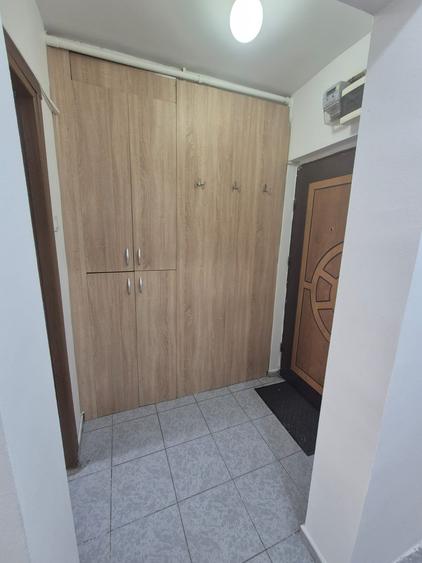 Garsonieră decomandată în Moșilor