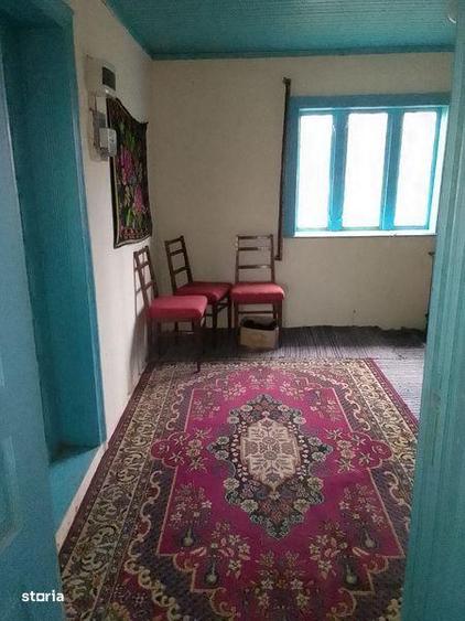 Casă cu 4 camere cu Teren 2400 Mp în Gârbovi