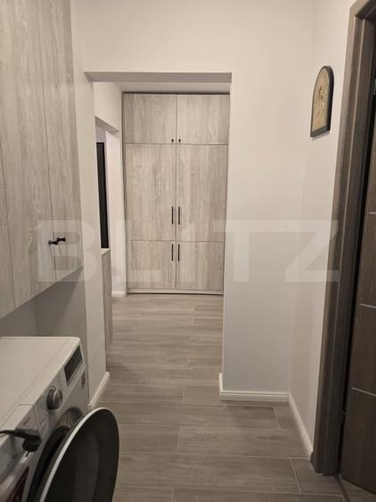 Apartament cu 3 camere decomandat, mobilat în Micro 16