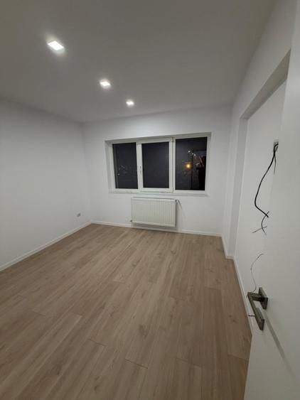 Vand apartament 2 camere semidecomandat Barsei - 7