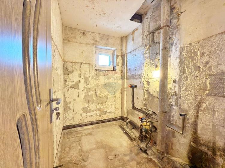 Apartament cu 4 camere de vânzare în zona Aurel Vlaicu - 8