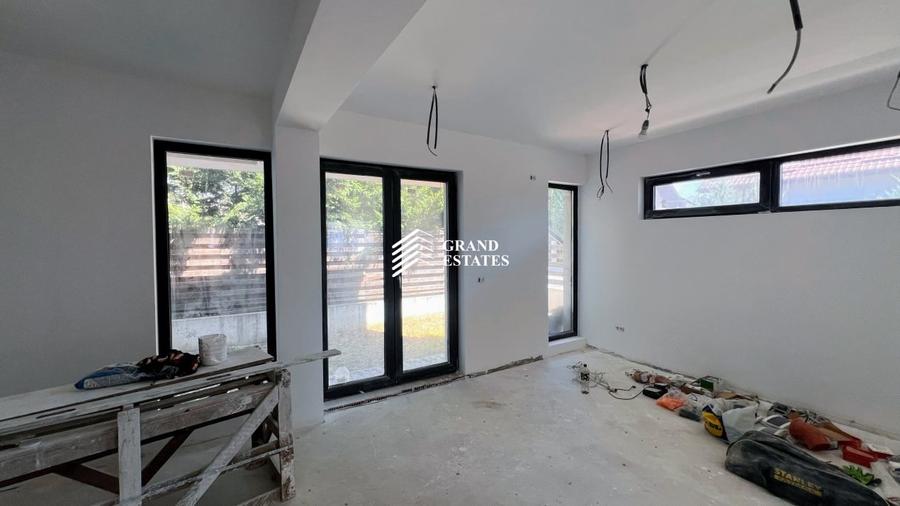 Vila cuplata I 5 camere I 2 locuri de parcare incluse - 4