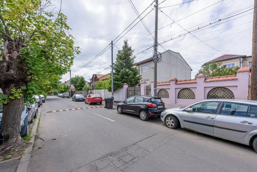 Vila de vanzare, Brancoveanu, Parc Tineretului, cu teren mare COMISION 0% - 28