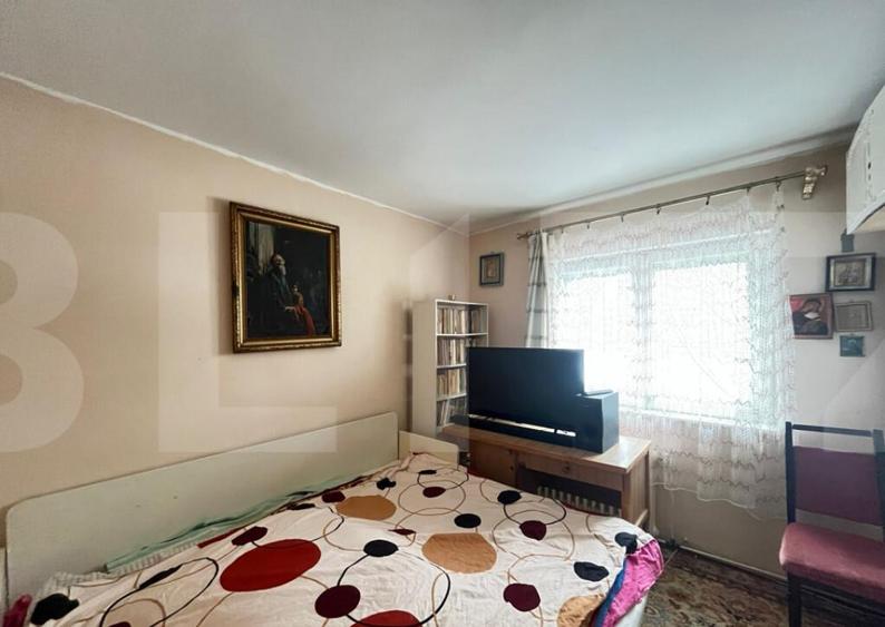 Apartament 4 camere, decomandat, 80 mp, et 1 cu garaj in - 2