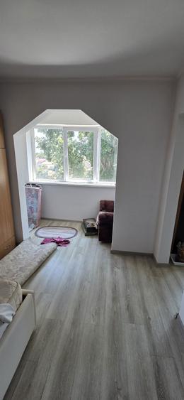 Vand apartament etajul 4 - 2