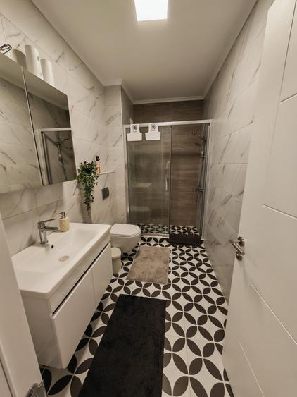 Garsoniera statiune Mamaia zona Cazinou maobilata si utilata - 3