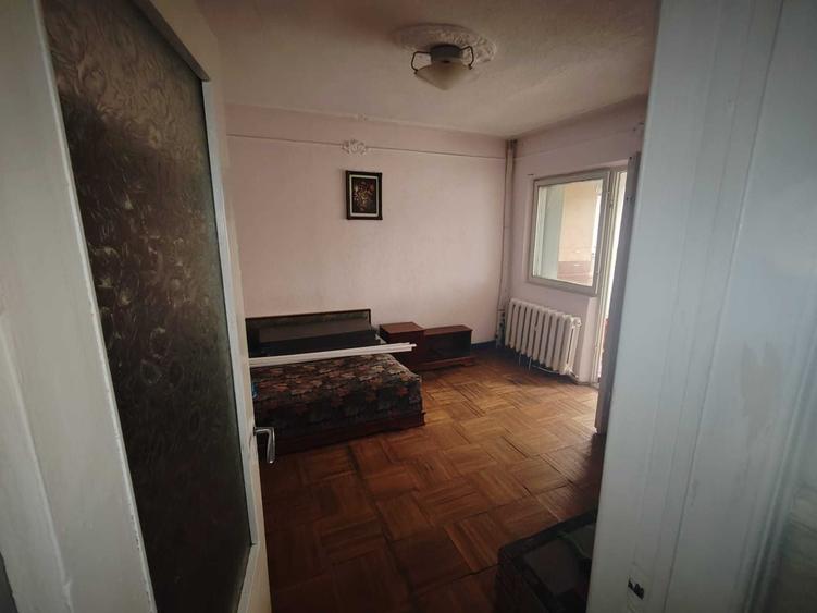 Apartament cu 3 camere decomandat în Nord