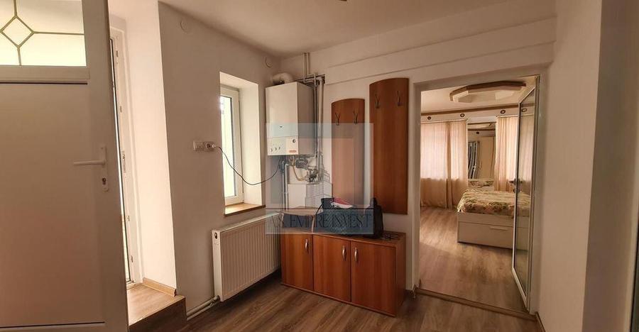 Casa, 4 camere, singur in curte - zona Schei - 7