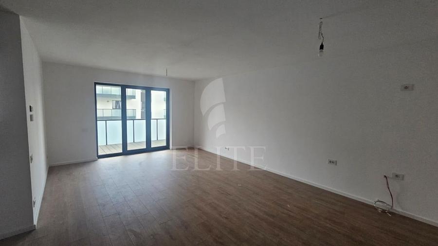Apartament 3 camere &icirc;n zona Gara - str. oasului - 6