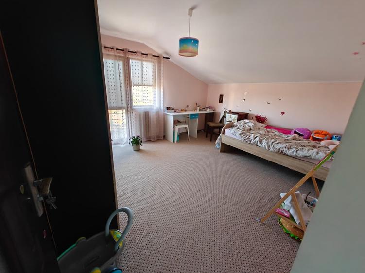 Casa de vanzare 4 camere, 900mp teren in zona Hlincea!!! - 9