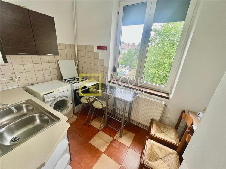 Garsoniera de Inchiriat- Ultracentral - 9