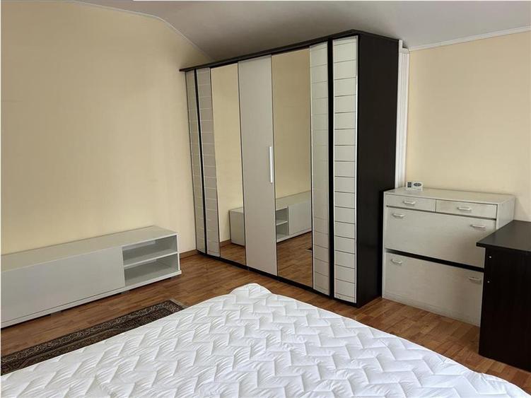 Inchiriez ap.3 camere in casa ,finisat modern, CT, parcare, Centru-str.Paris,neg - 6