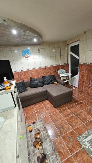 URGENT -Zona AFI Palace casa 2007 parter 3 camere  la 109000 euro - 19