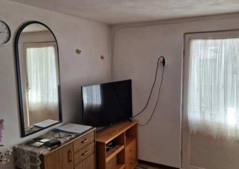 Casa de vanzare, 47.70 mp utili, Gavane?ti -Olt - 2