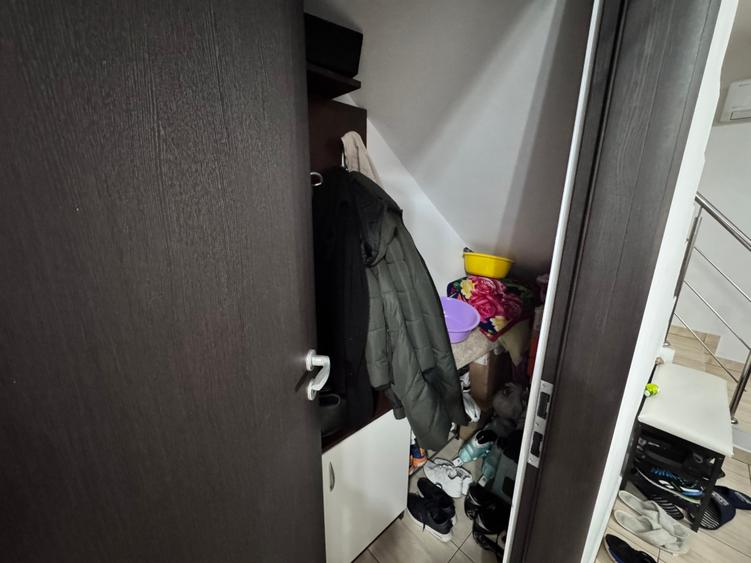 Casa P+1+M aproape de primarie. 4 cam. Util 115mp. Teren 100mp - 19