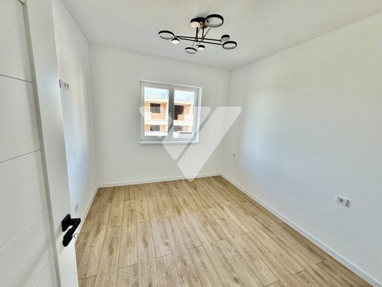 Apartament 2 camere, Decomandat, Bucatarie Separata - Etaj 1 - 7