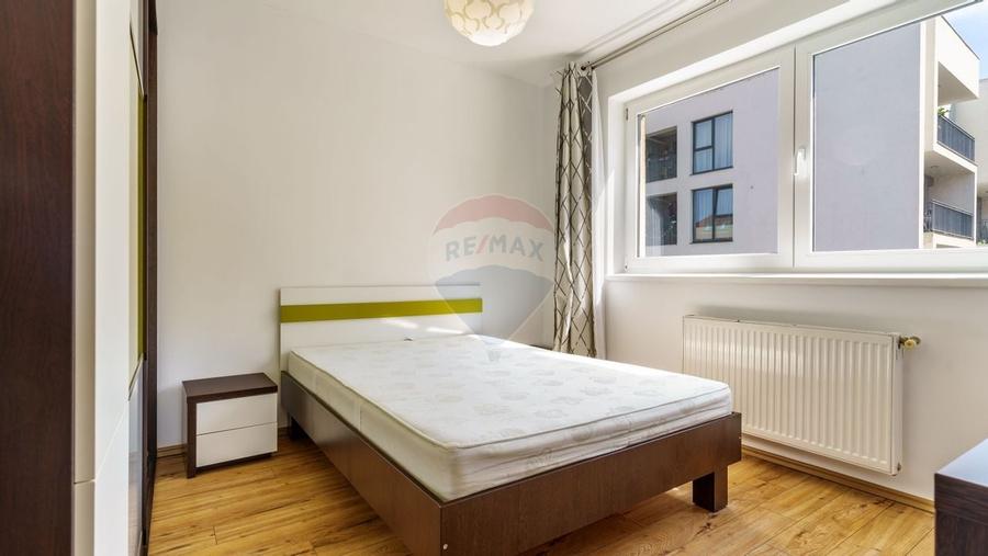 3 cam, 69mp,  etaj 2/3, Buna Ziua, parcare inclusa, comision 0 - 3