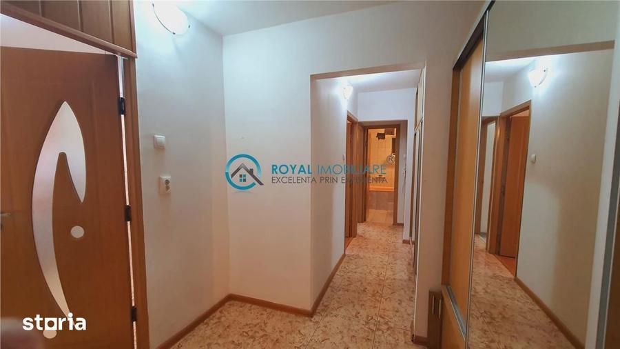 Royal Imobiliare - Vanzare Apartament 3 camere zona 9 Mai - 3