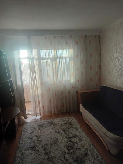 Inchiriez apartament doua camere stradal - 4