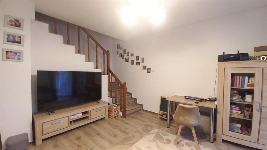 RECO Casa de vanzare in Nojorid - 2