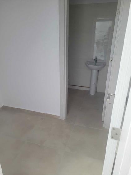 Inchiriez spatiu comercial - 2