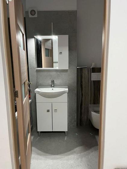 Inchiriez apartament cu o camera + living - 4