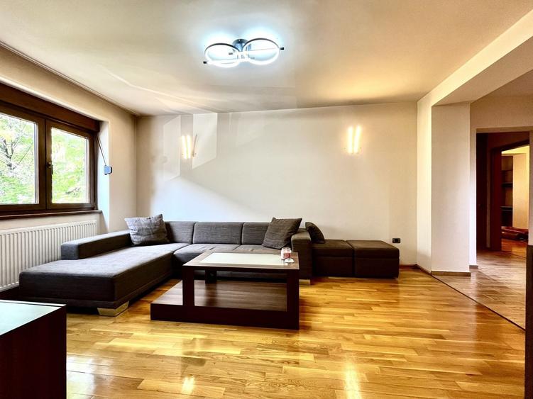 Apartament 4 camere + garaj | Etaj 1 | Zona Centrală – Medicină - 2