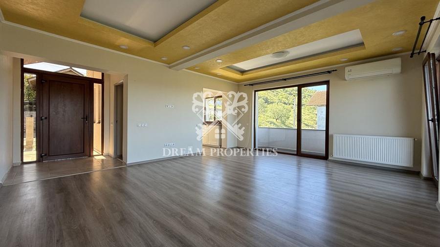 Casa individuala de inchiriat, 240 mp, teren 300 mp, zona Sannicoara - 2