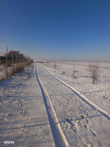 Casa ?i teren comuna Postavari - 9