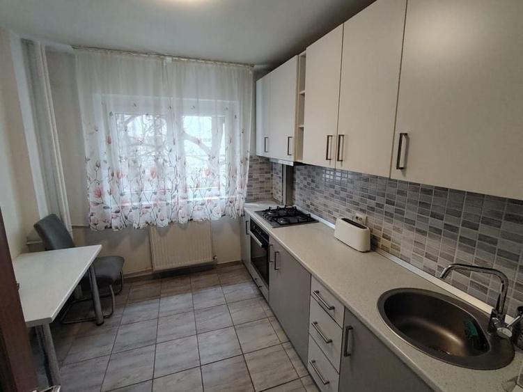 Apartament 2 camere zona Titan - 13